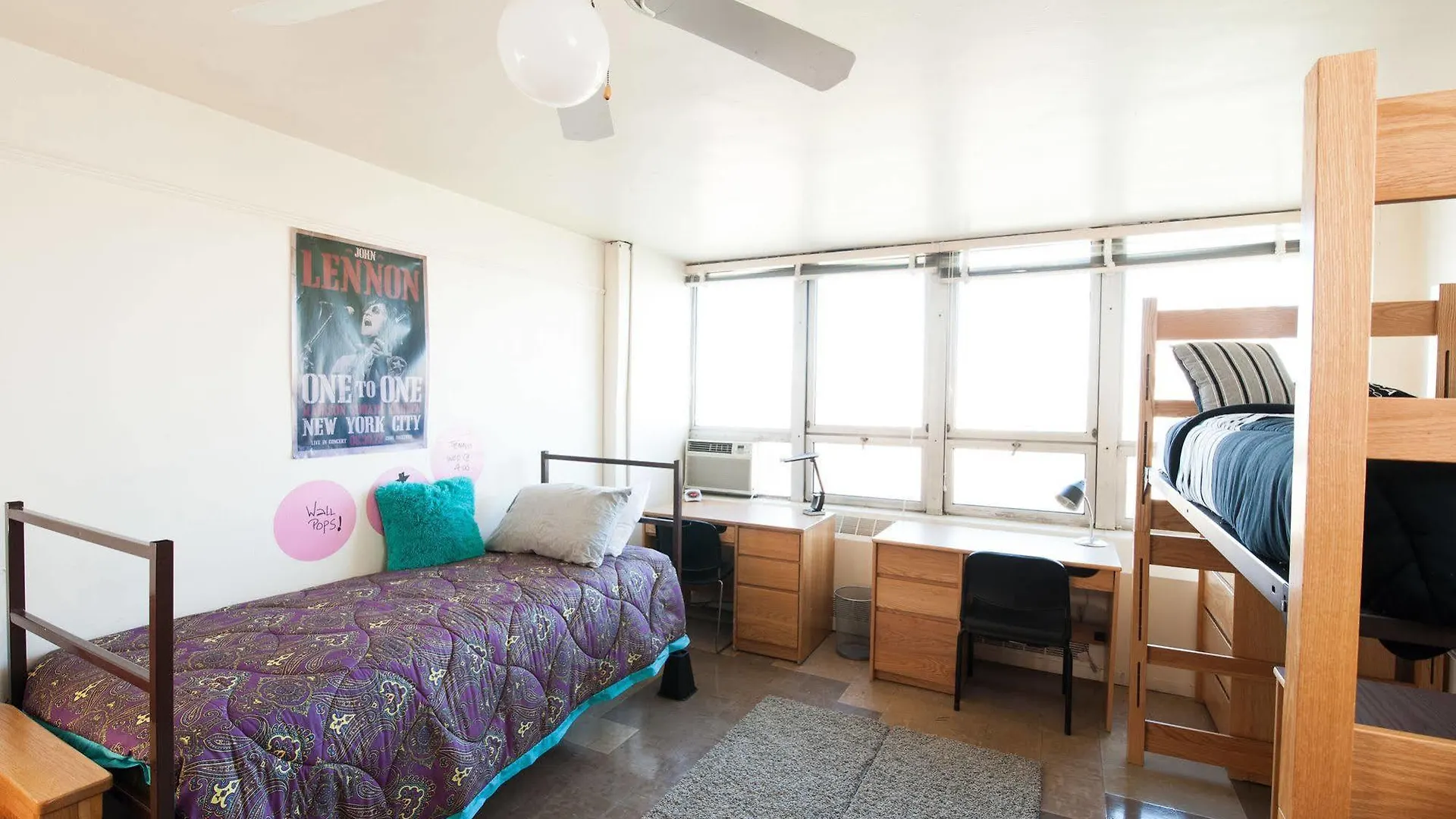 New York City Summer Dorms ニューヨーク