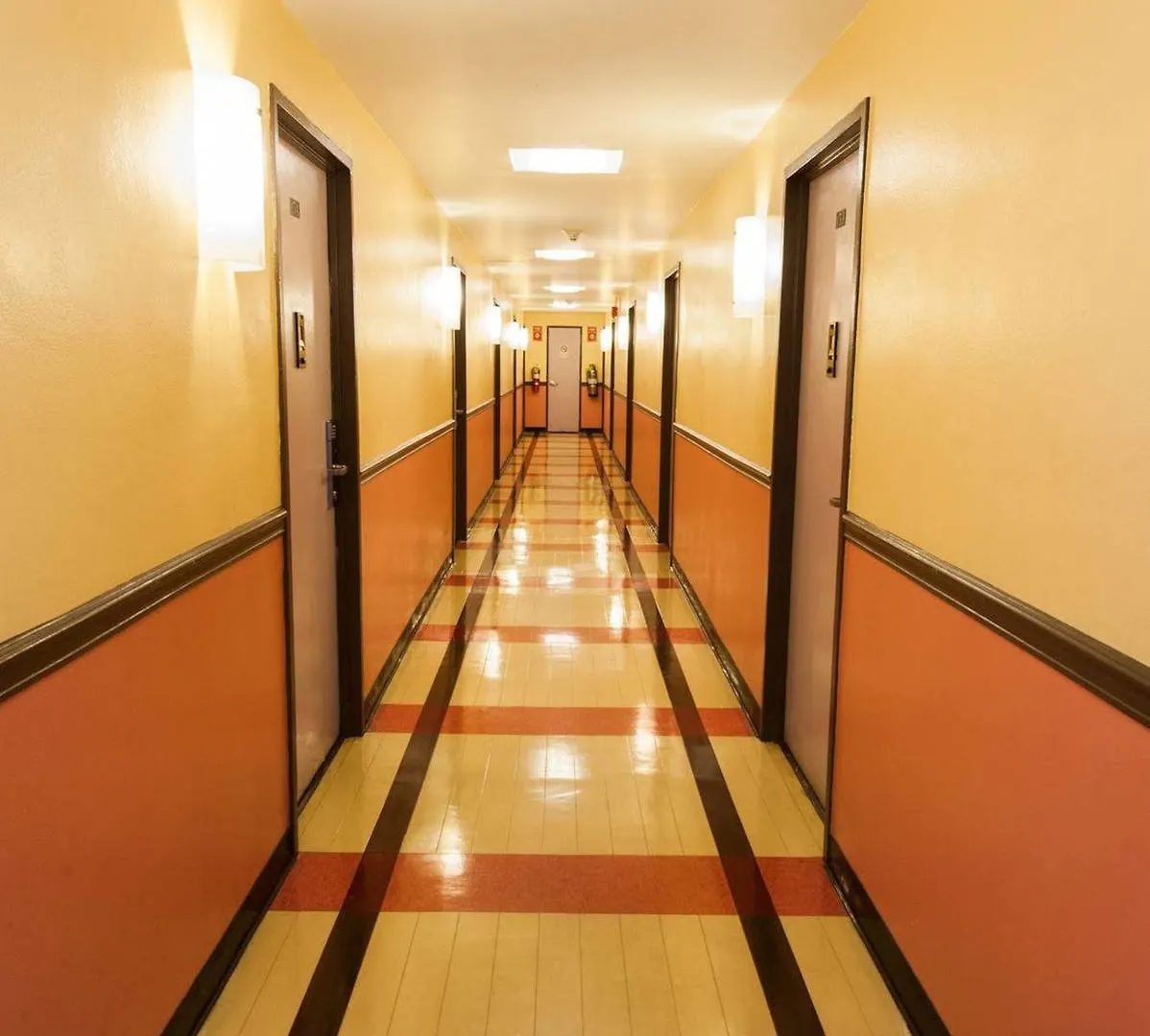 ホテル New York City Summer Dorms